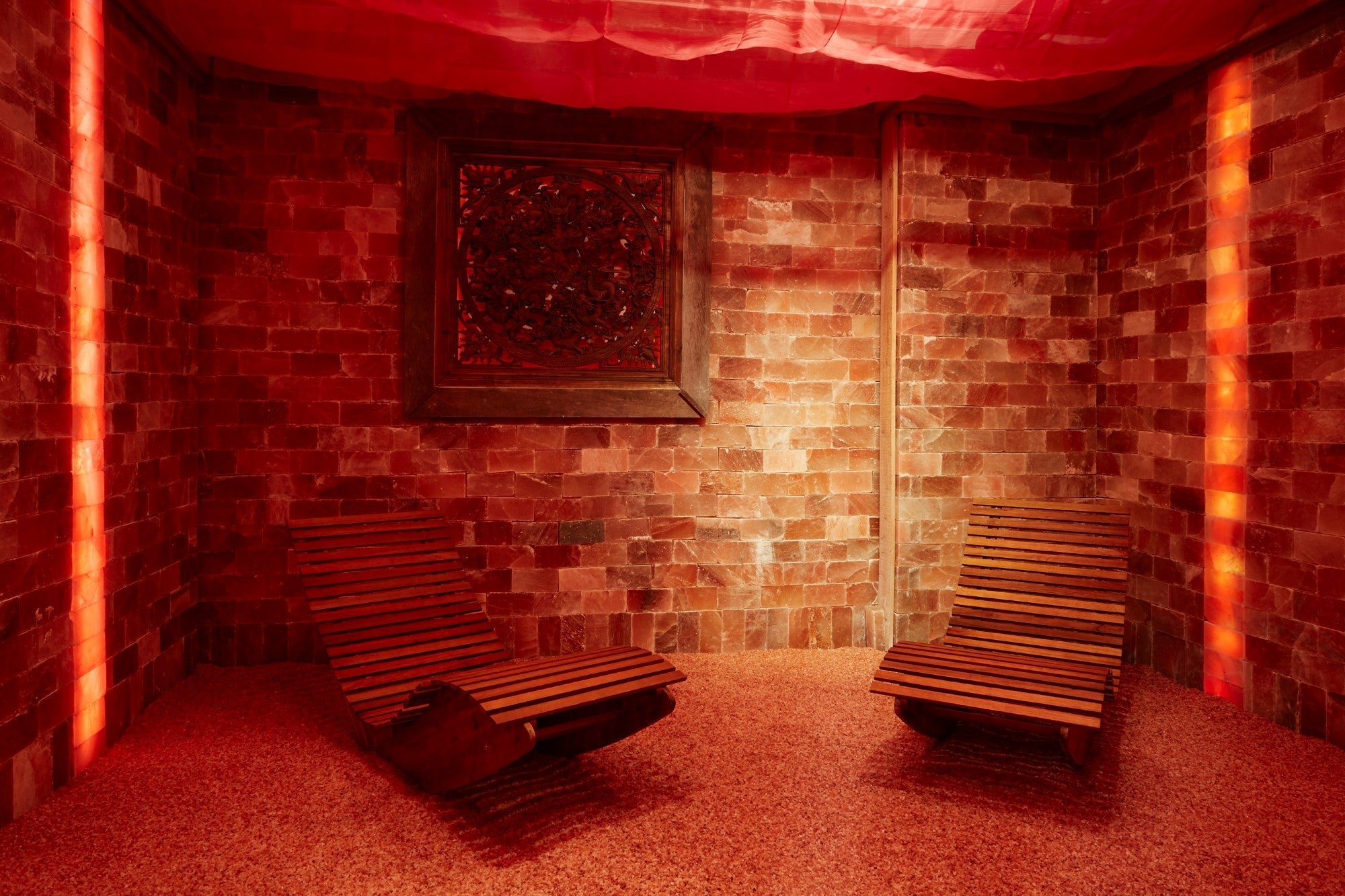 Himalayan Salt Room 4' x 4' Surface Area - 16 Sq feet - 8"x8"x2"